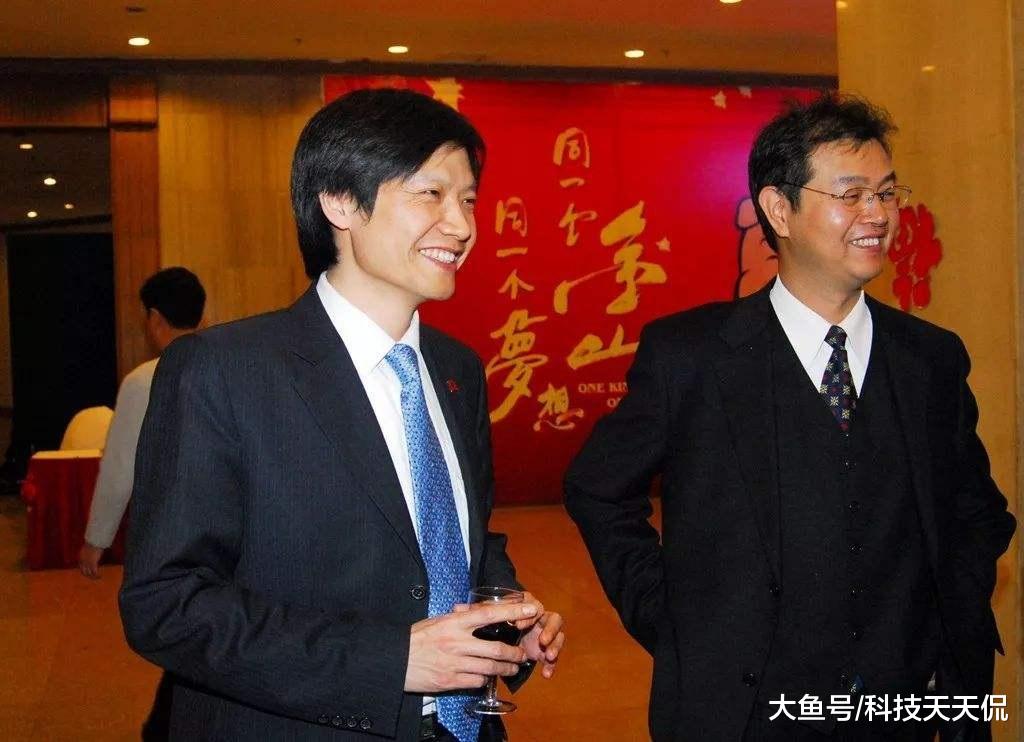 雷军嘲讽华为不懂研发，对比雷军和任正非的研发成果，我笑了