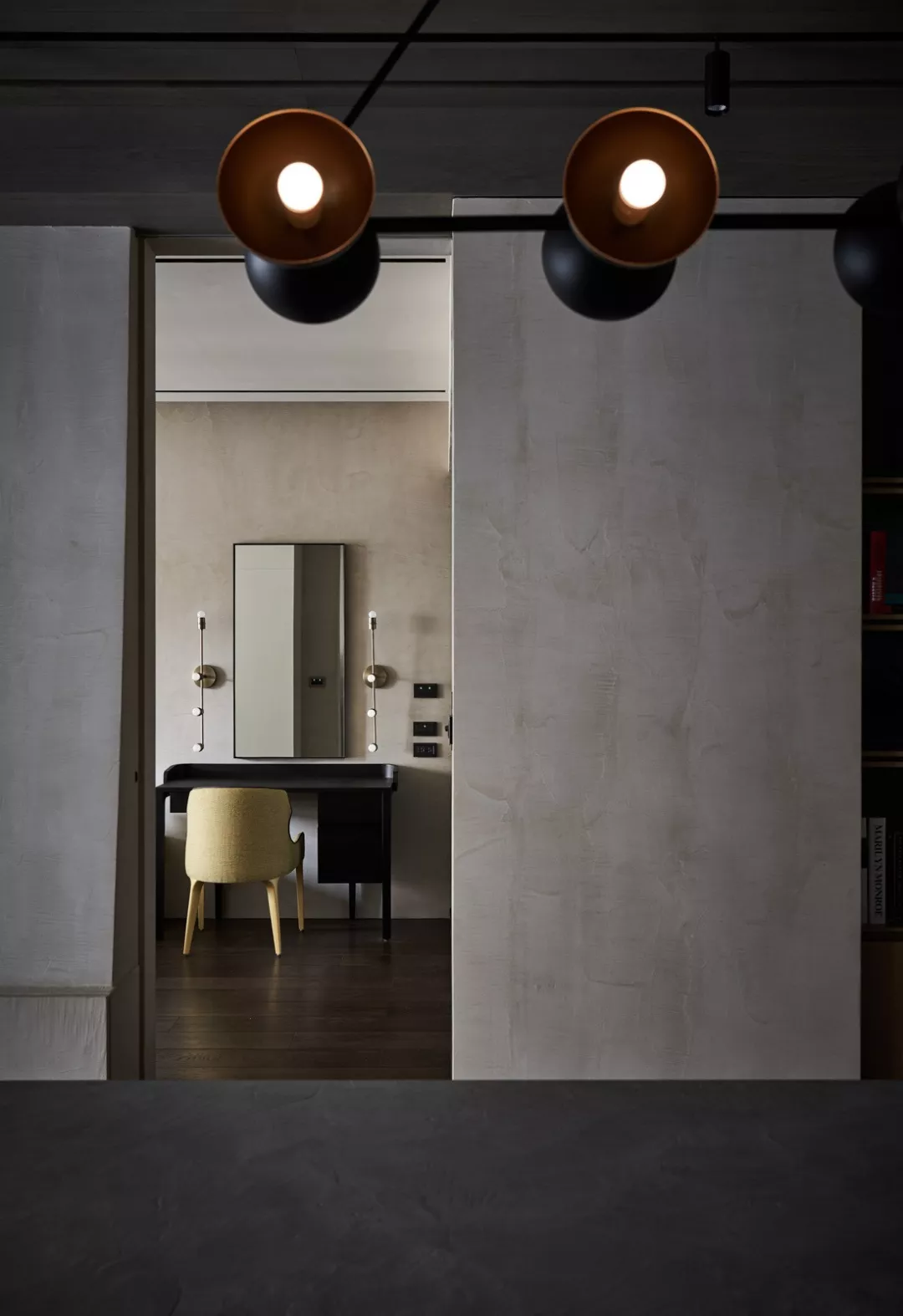 165㎡ 现代简约风，用灰色调打造不一样的灵动空间