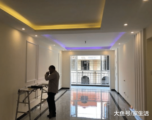 朋友花12万装的新家，头次见这种“椭圆形”柜子，住30年不过时