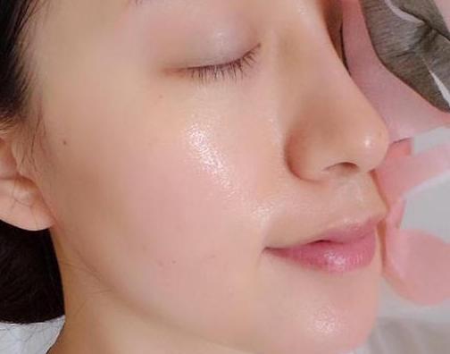 你脸上的油已经可以当镜子用了？教你5个小妙招，脸蛋嫩滑似豆腐