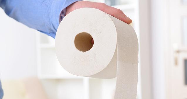 男人有“阴虱虫”上身时，可能会出现2个“症状”，早发现早治疗