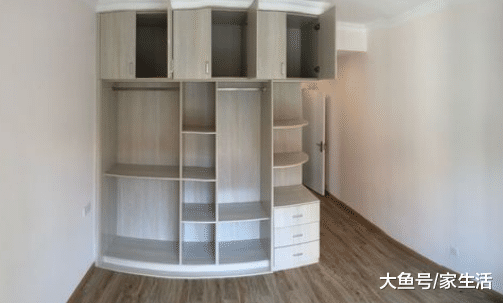 朋友花12万装的新家，头次见这种“椭圆形”柜子，住30年不过时