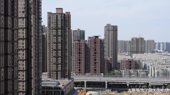 被称穷人房的四种房子，聪明人都不会买，刚需入住跪地痛哭