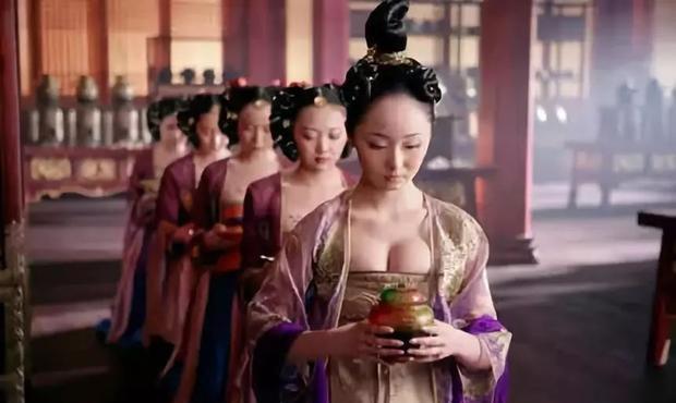 最胖的皇帝, 体重五百斤, 每顿二十斤肉, 生理问题都需要宫女帮助