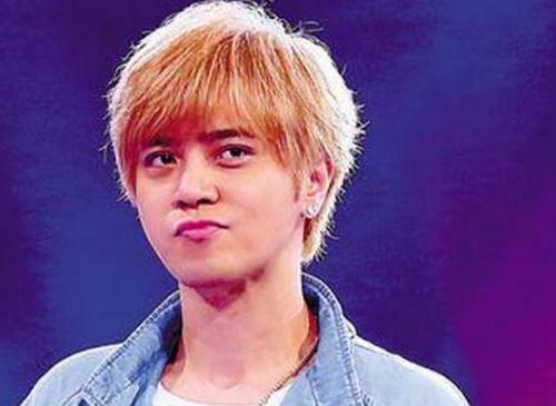 冻龄男神已“解冻”，新一代不老男神会是谁？网友：小猪实至名归