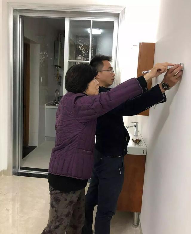 70年代单位房，俩月爆改，邻居抢着来参观