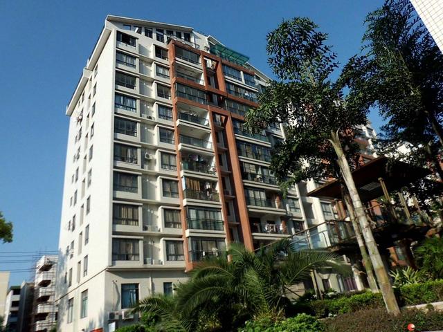 买房别选高大上，精明的人都这样选户型，实用舒适更实惠