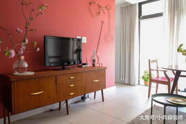 65平两室一厅，半平米不浪费！阳台绿化美到骨子里，住着很舒适！