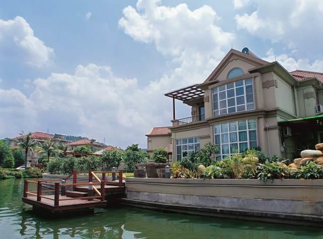 水泥的寿命只有50年，我们买的商品房怎么办？内行人告诉你