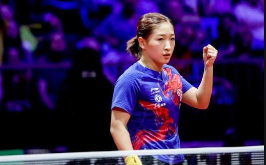 女乒世界杯国乒包揽冠亚军！刘诗雯零封大黑马，轰11-1会师朱雨玲