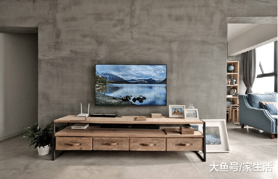 头一次见装修地面不铺瓷砖，这种做法太新颖了，回家也要学学