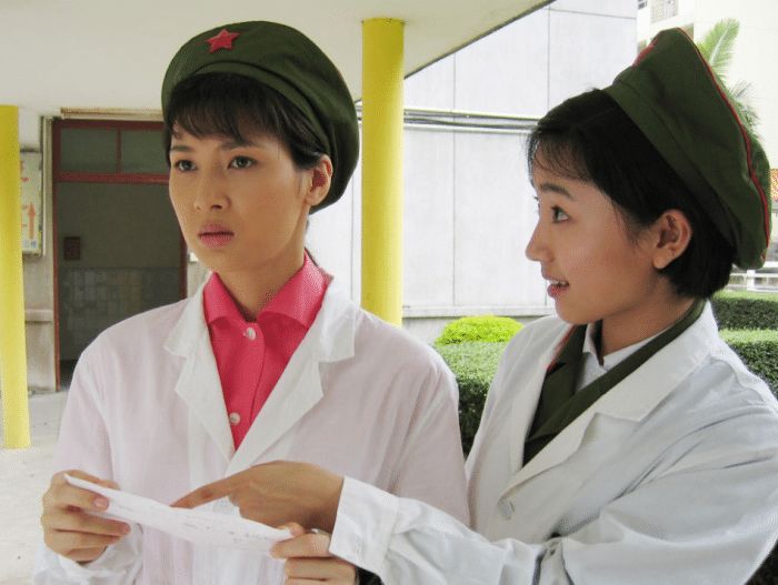 她是被李幼斌一手捧红的演员，现在活成了自己最想要的样子