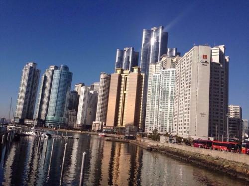 开发商：说句实说，30多层的“高层房子”想推倒重建几乎不可能