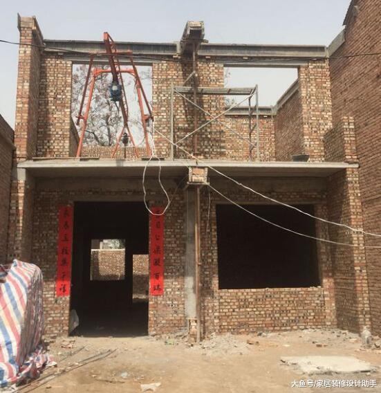 16万自建预制板结构、无梁无柱的两层小洋房, 完工后成全村最大笑话