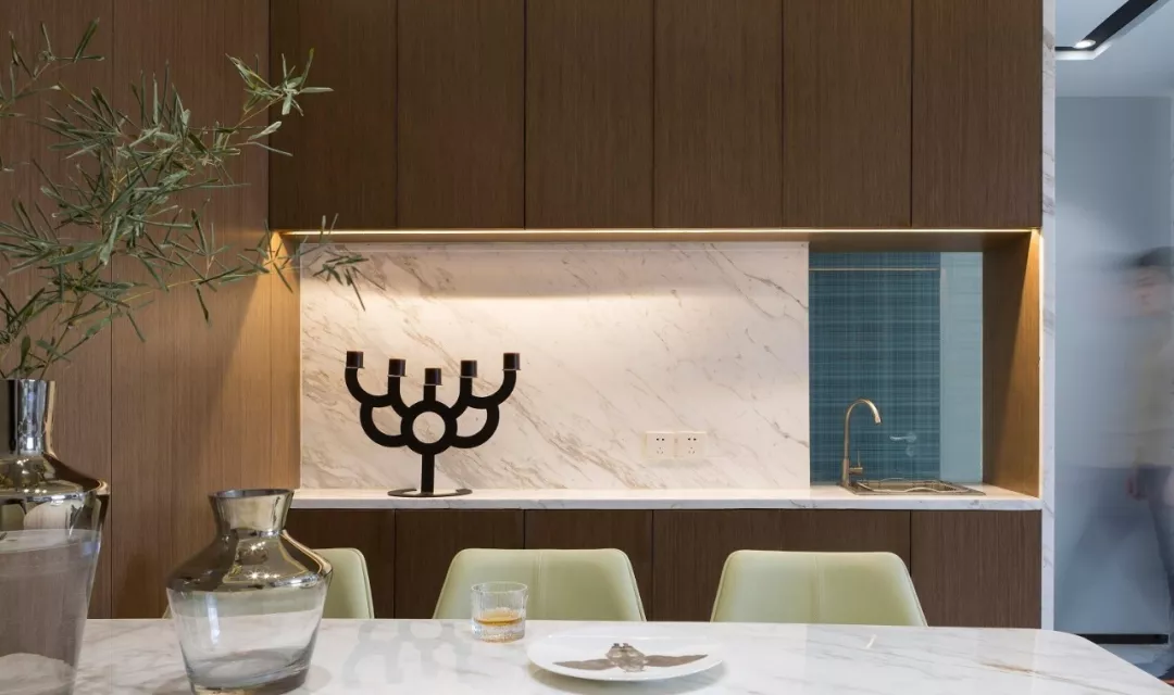 120㎡简约现代三居室，装修实用才是硬道理！