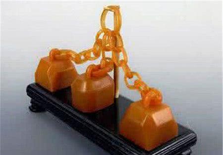 溥仪离宫后唯一贴身携带的珍宝, 能买下瓦良格号, 后上交国家