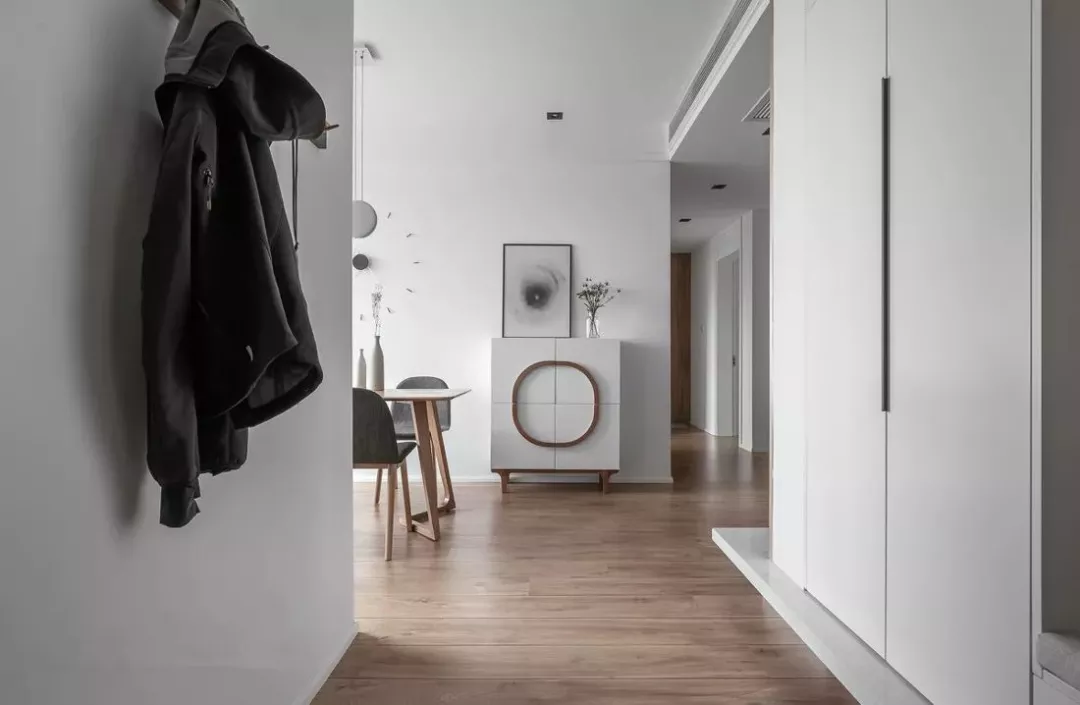 这些不同风格的玄关设计案例，是否也有适合你家的？