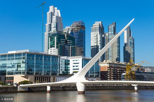 房地产二十年的铁律被打破，一个时代已经落幕