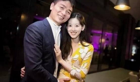 带你看看刘强东住的豪宅，内部装修很奢华，普通人一辈子都住不起