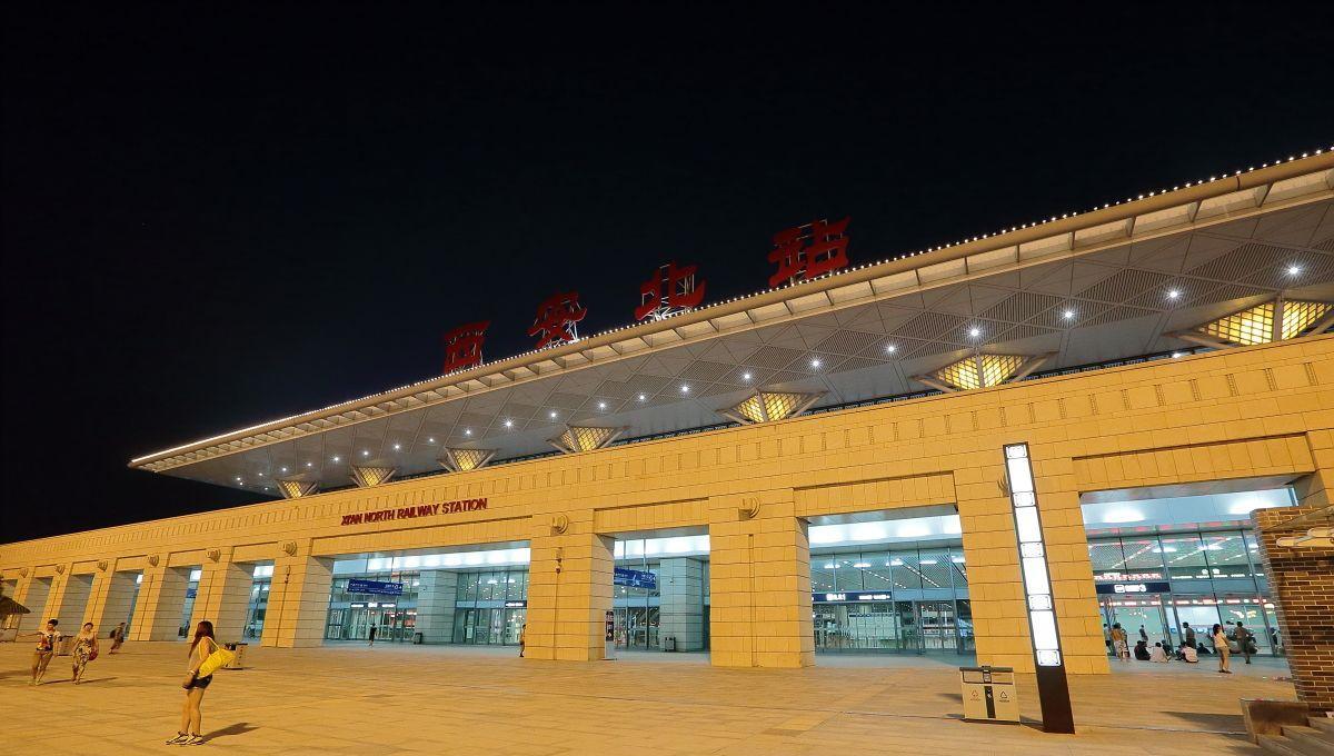 中国有座亚洲最大的火车站, 投资60亿宛若汉唐宫殿