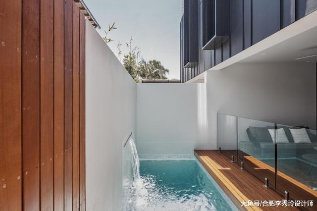 200㎡独栋三层小楼，阳台敲掉改砌游泳池，国内业主：敢想不敢做