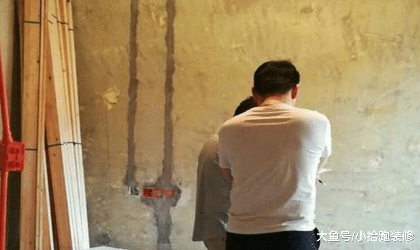 吊顶全包给师傅, 可当材料进场后, 朋友却直说: 材料不能用