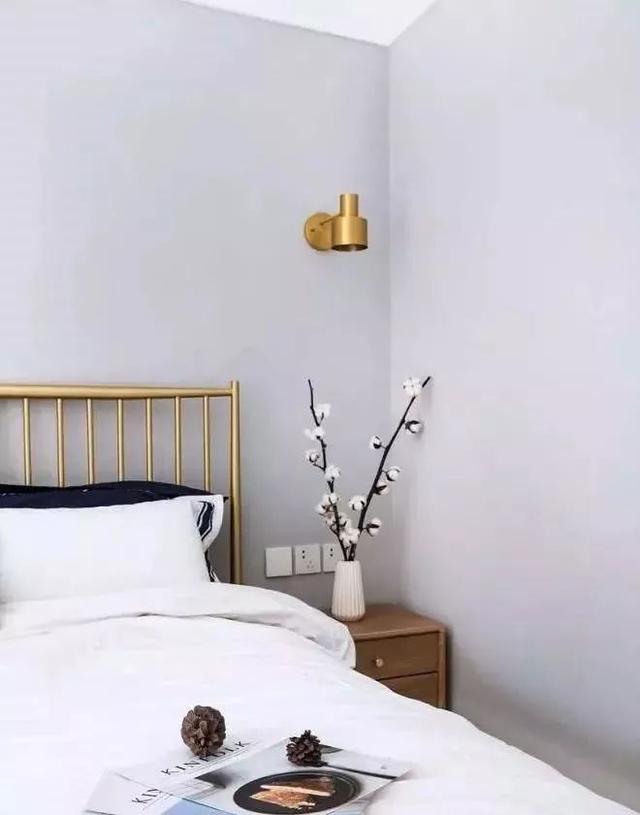 85平清新简约两居，玄关和餐厅卡座的一体化设计实在太惊艳了！