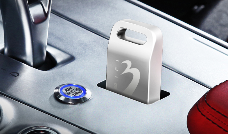 最膨胀日系车，2.5L+6AT叫板汉兰达，被打脸后又自降身价