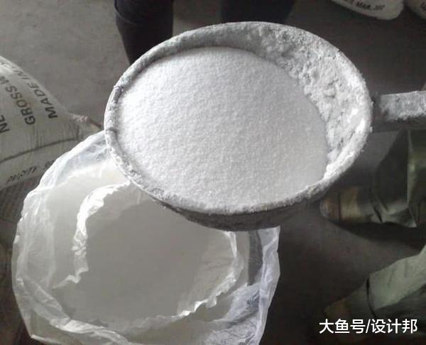 馬桶堵了應該怎么疏通？老師傅這3招再也不需要掏大錢請人修！