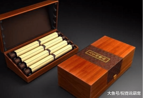 泰国可以合法持枪，可以去红灯区，但这第三样国内常见在泰国违法