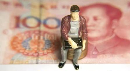 贷款买房计划30万房贷，30年利息加起来差不多要38万，这正常吗？