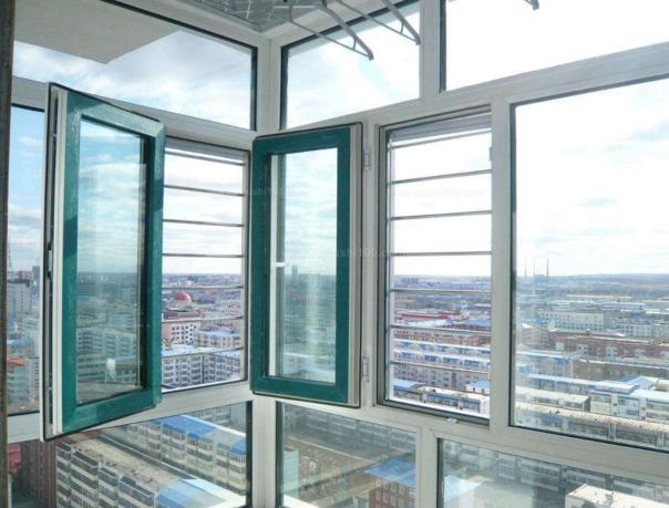 老款窗纱很快被淘汰了，未来装修都流行这种，耐用还好看