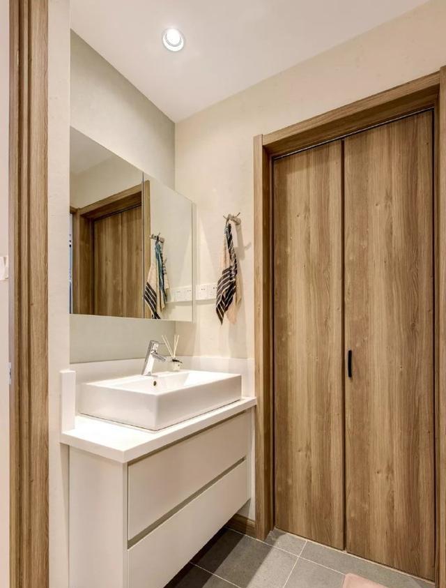 一进门太漂亮了，每个角落都不浪费，将来我也这么装