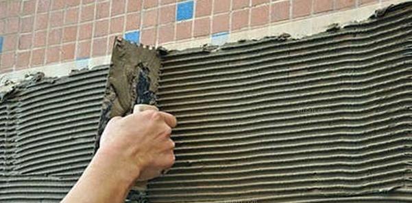 越来越多人不用水泥贴瓷砖了，如今流行用这种代替，真的太聪明了