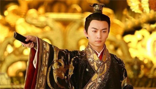 杀死亲生女儿，将儿子满门抄斩，这是汉朝最无情的皇帝了吧！