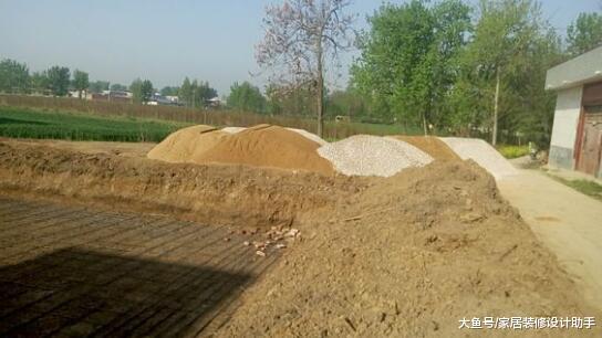 水田中砸50万建房，为防止地基下沉浇筑50公分厚的垫层闹笑话