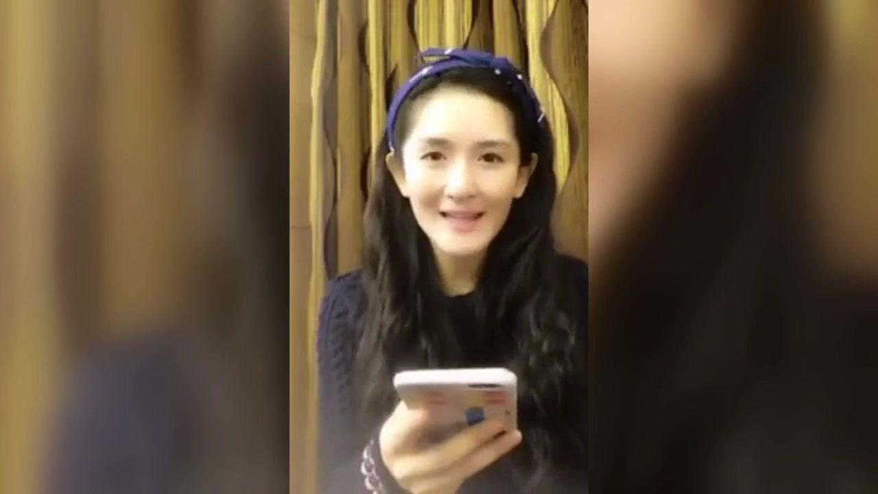 妻子的浪漫旅行拉开帷幕，看谢娜与张嘉倪的素颜照