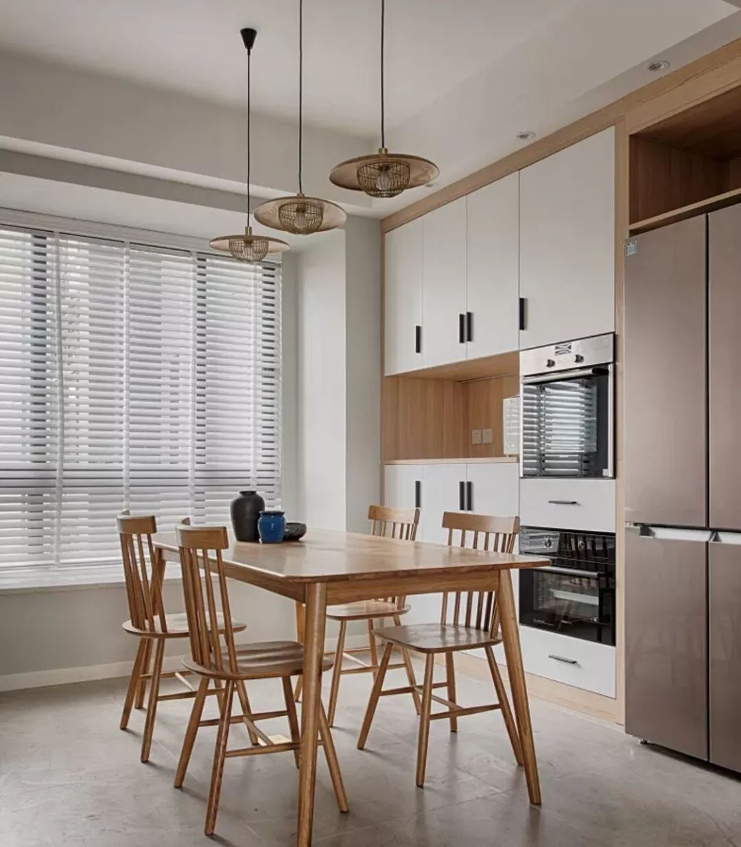 定制餐边柜，空间不浪费，看着也很美！