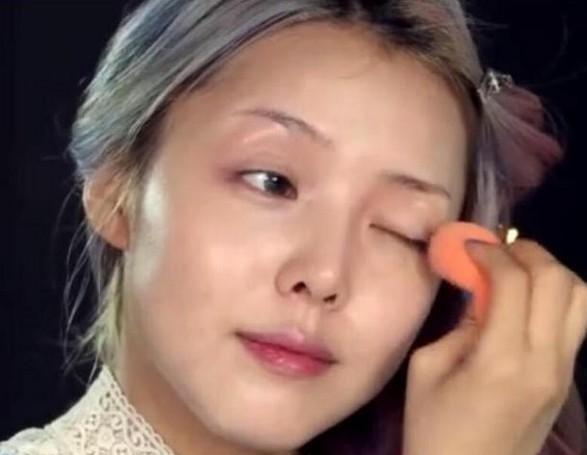女人不论年纪，一定要化淡妆！教你3步骤，不是吹，效果快又漂亮