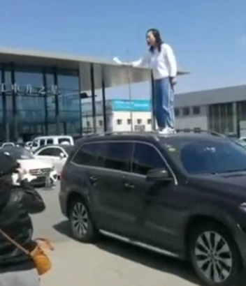 高速铁道学校花百万请女网红协助招生 提起诉讼 索赔360余万元