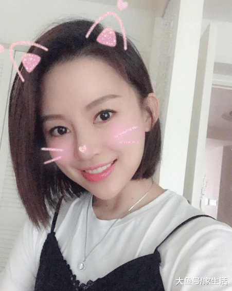 晒晒潘晓婷住的房子，难怪桌球打得那么好，从小家里就有桌球台