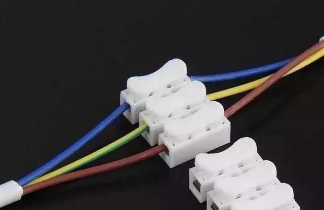 这才是正规的电线接头，10年电工师傅看了都惭愧