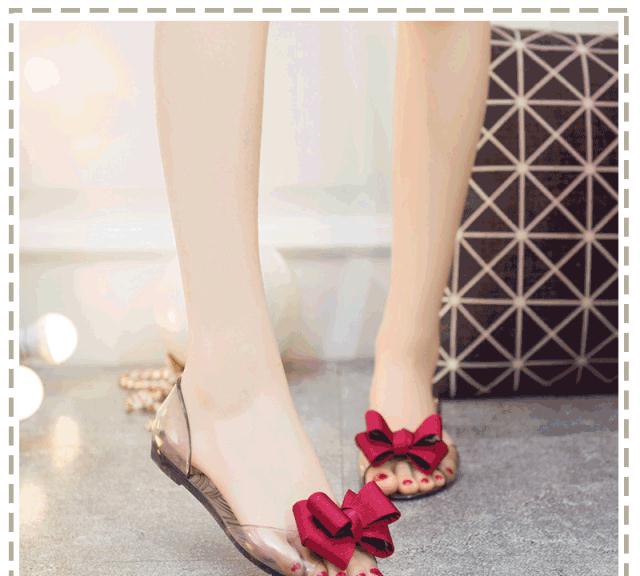 穿裙子千万别搭这“ 3双鞋 ”，丑到爆 ！