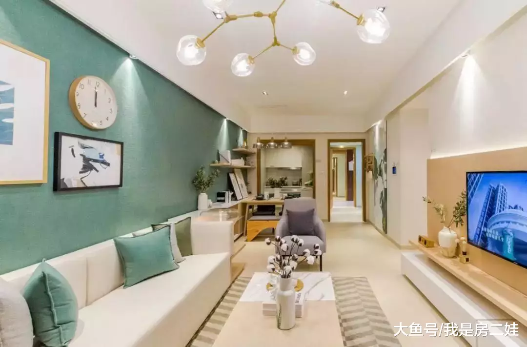 今天，碧桂园云顶、实地常春藤、品秀星图，打了场麻将...