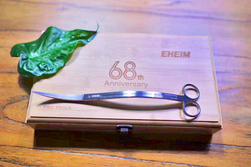 伊罕纪念版套装，珍藏版。仅供欣赏！