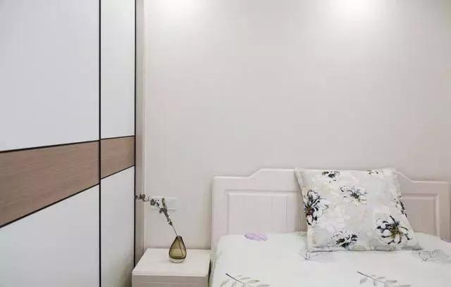 72平米的两居室，装修费用不到8万，装修效果也令人非常满意！