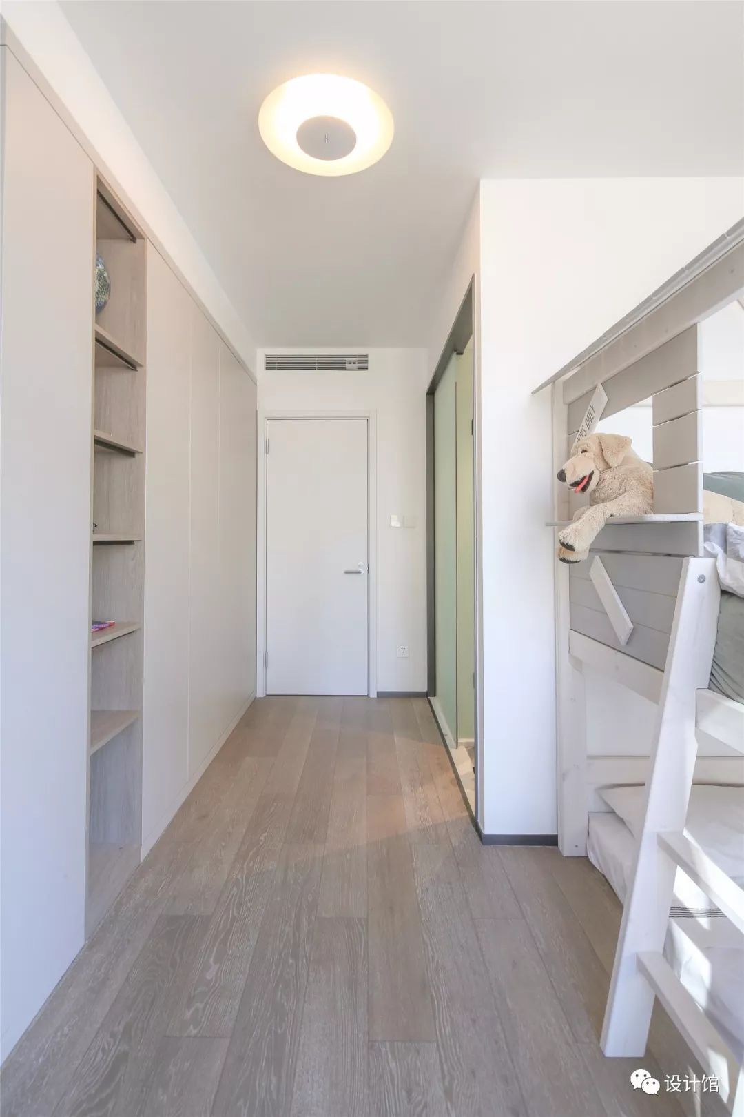 130㎡现代简约，大户型的二房，住出了生活的模样