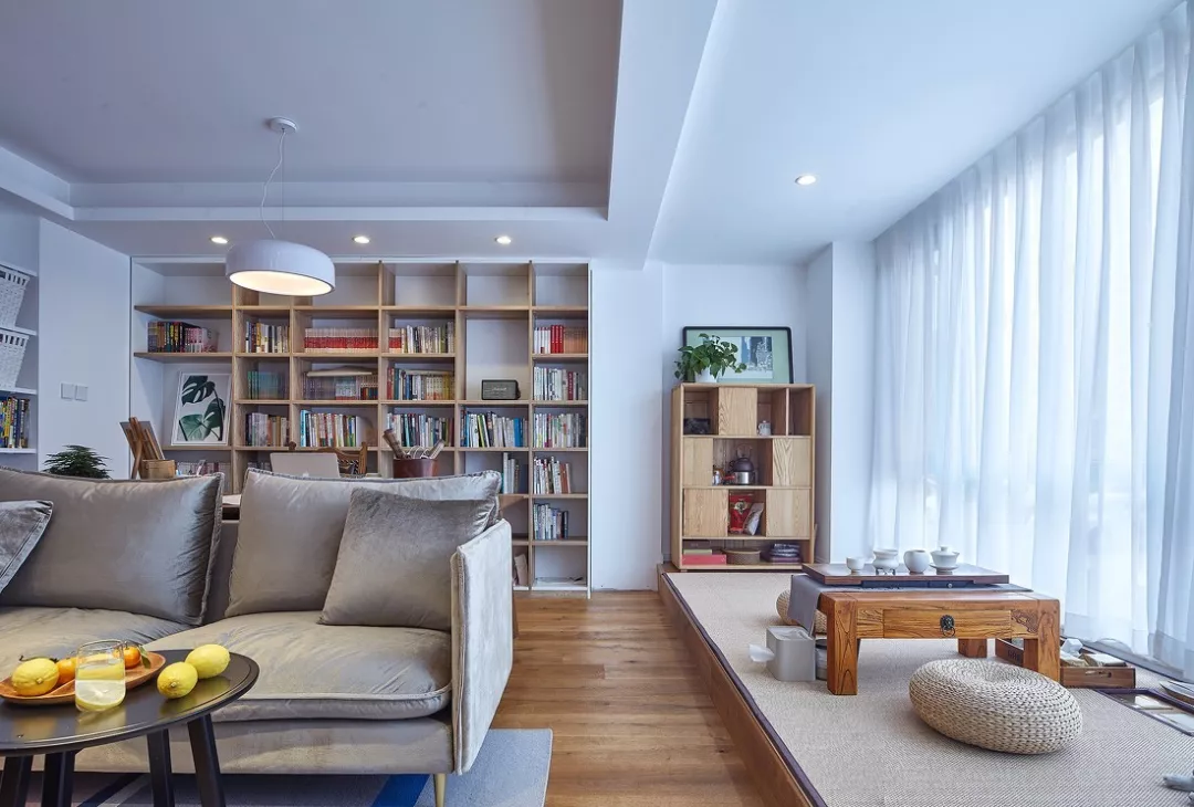 你要在客厅和阳台之间装门？赶紧先停下来！