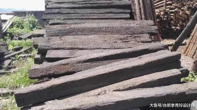 旧枕木拆下来别当柴烧了！懂行的木工都抢着要搬回家，好处太多了