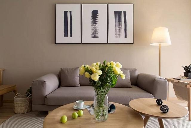 80平米刚需新房，装修花10万不到，这种装修简直和小户型绝配！